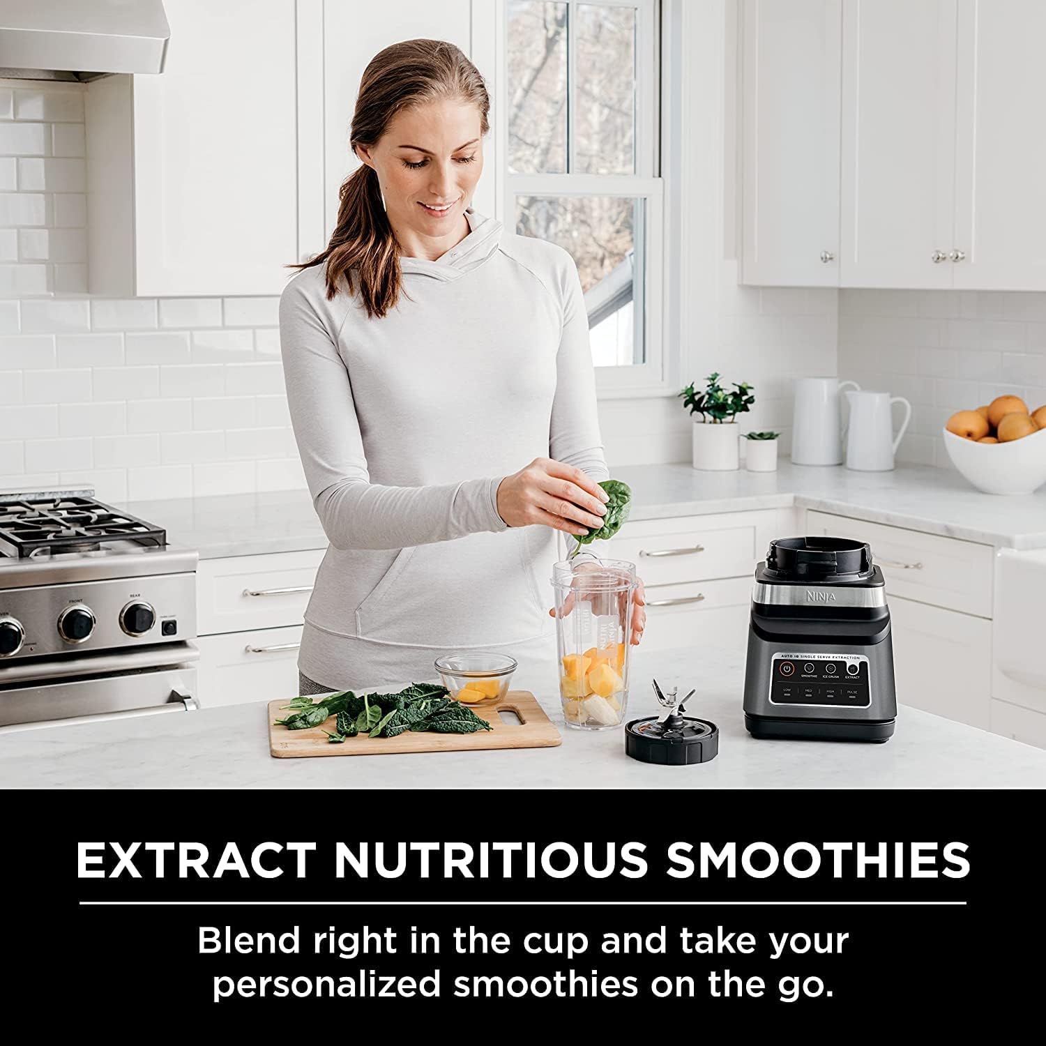 BN751 Professional plus DUO Blender, 1400 Peak Watts, 3 Auto-Iq Programs for Smoothies, Frozen Drinks & Nutrient Extractions, 72-Oz. Total Crushing Pitcher & (2) 24 Oz. To-Go Cups, Black